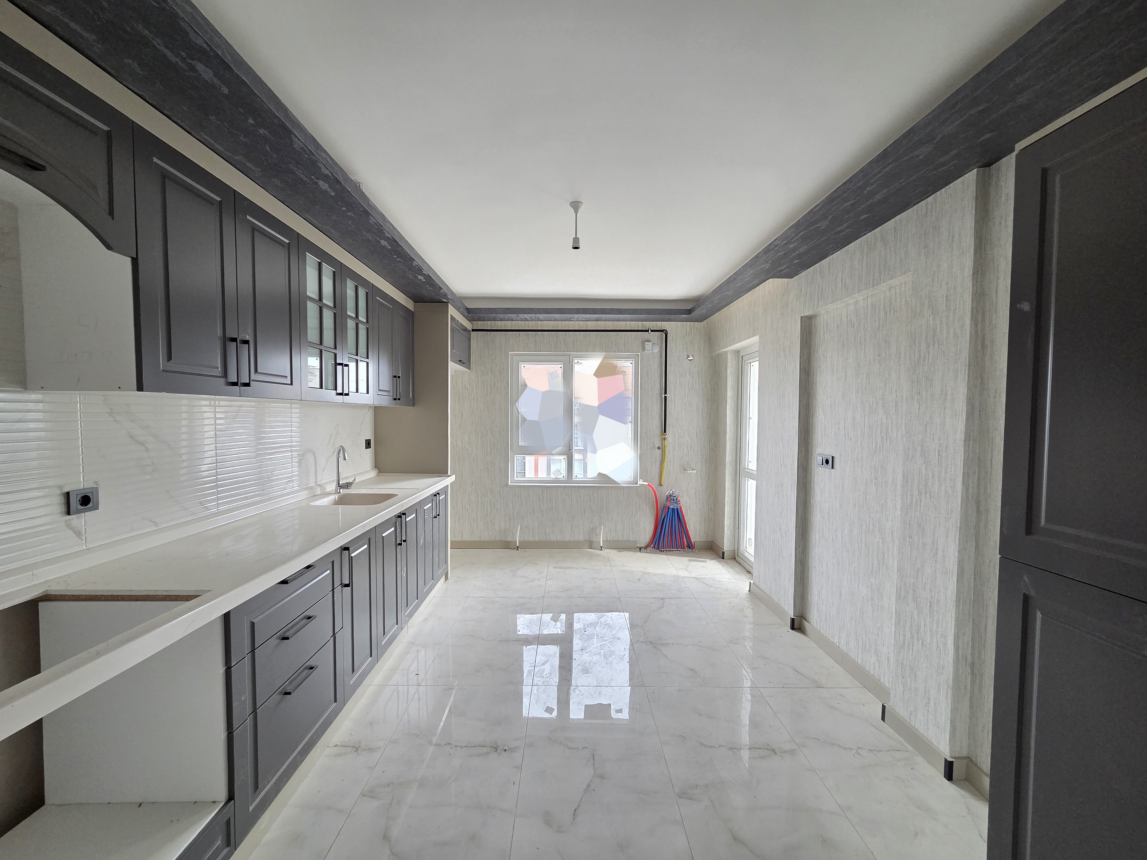 YENİKENT 29 EKİM'DE 4+1+KİLERLİ ULTRA LÜX SIFIR GENİŞ DAİRE