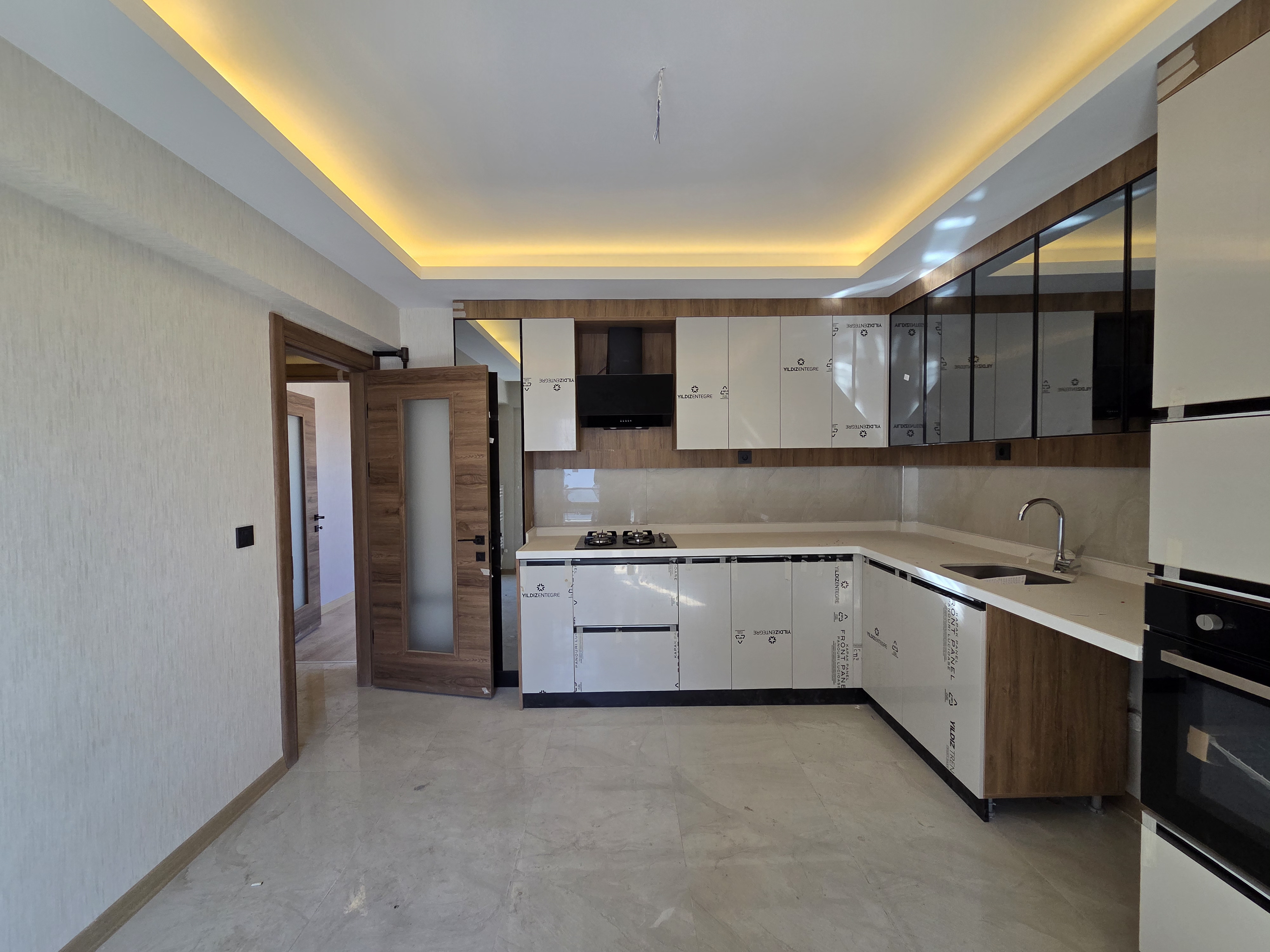 YENİKENT MENDERES'TE 4+1 ULTRA LÜX SIFIR HAFTANIN FIRSAT DAİRESİ