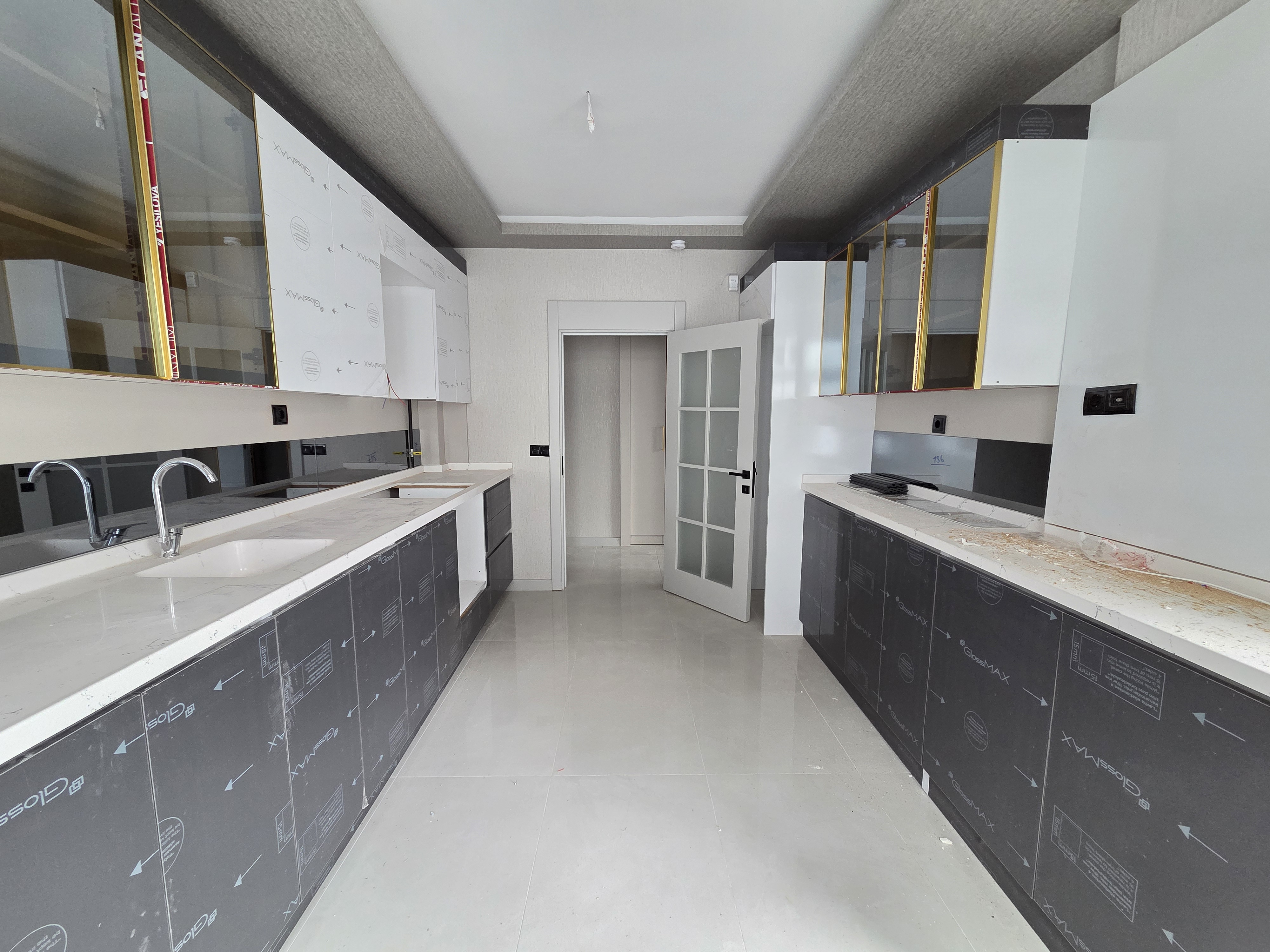 YENİKENTİN EN ÇOK TERCİH EDİLEN LOKASYONUNDA 2.300.000 TL KREDİ İMKANIYLA 3+1 LÜX SIFIR KATTA DAİRE