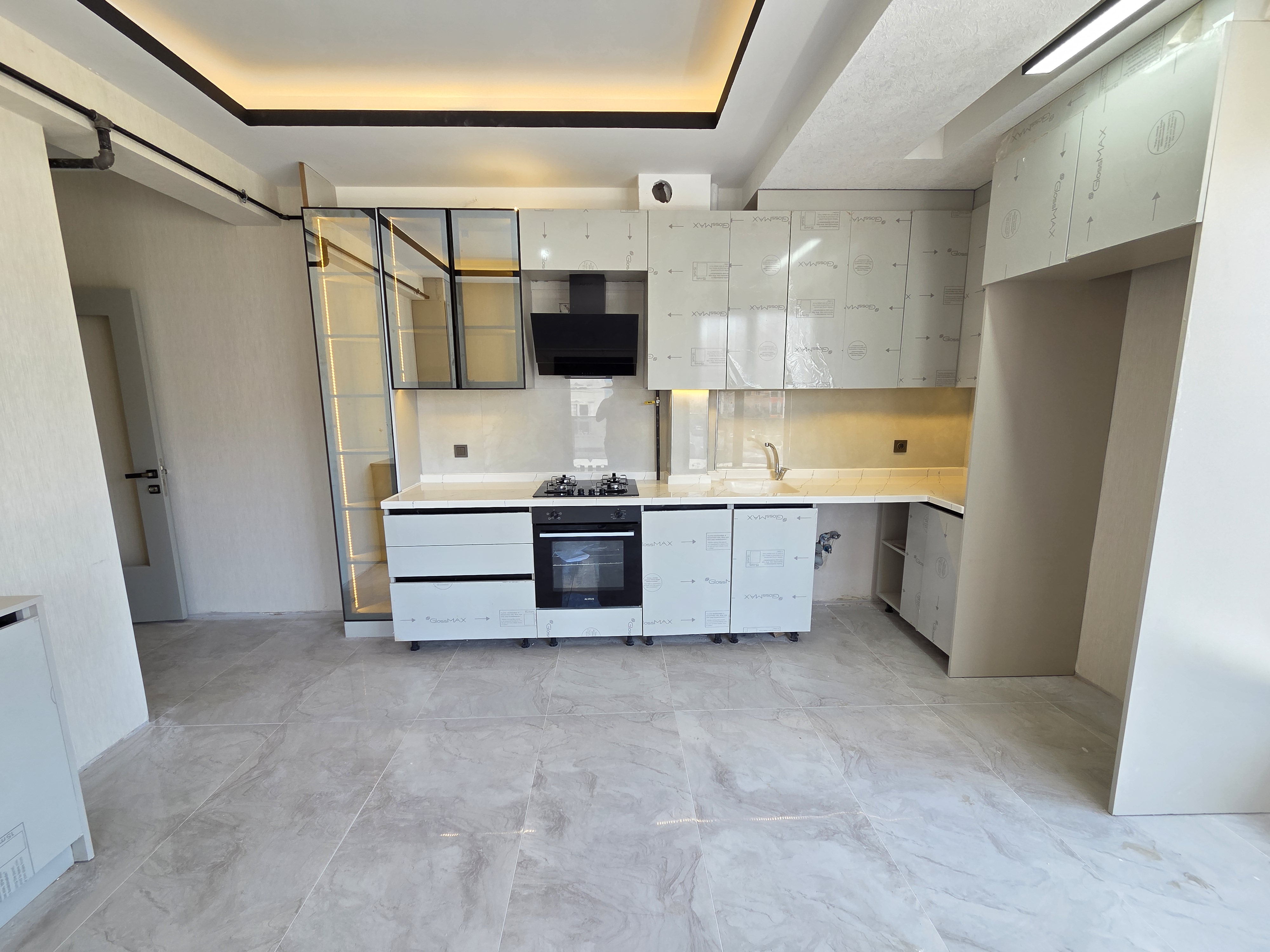 YENİKENT MENDERES'TE 3+1 ULTRA LÜX GENİŞ VE MÜKEMMEL LOKASYONDA KAÇIRILMAYACAK DAİRE