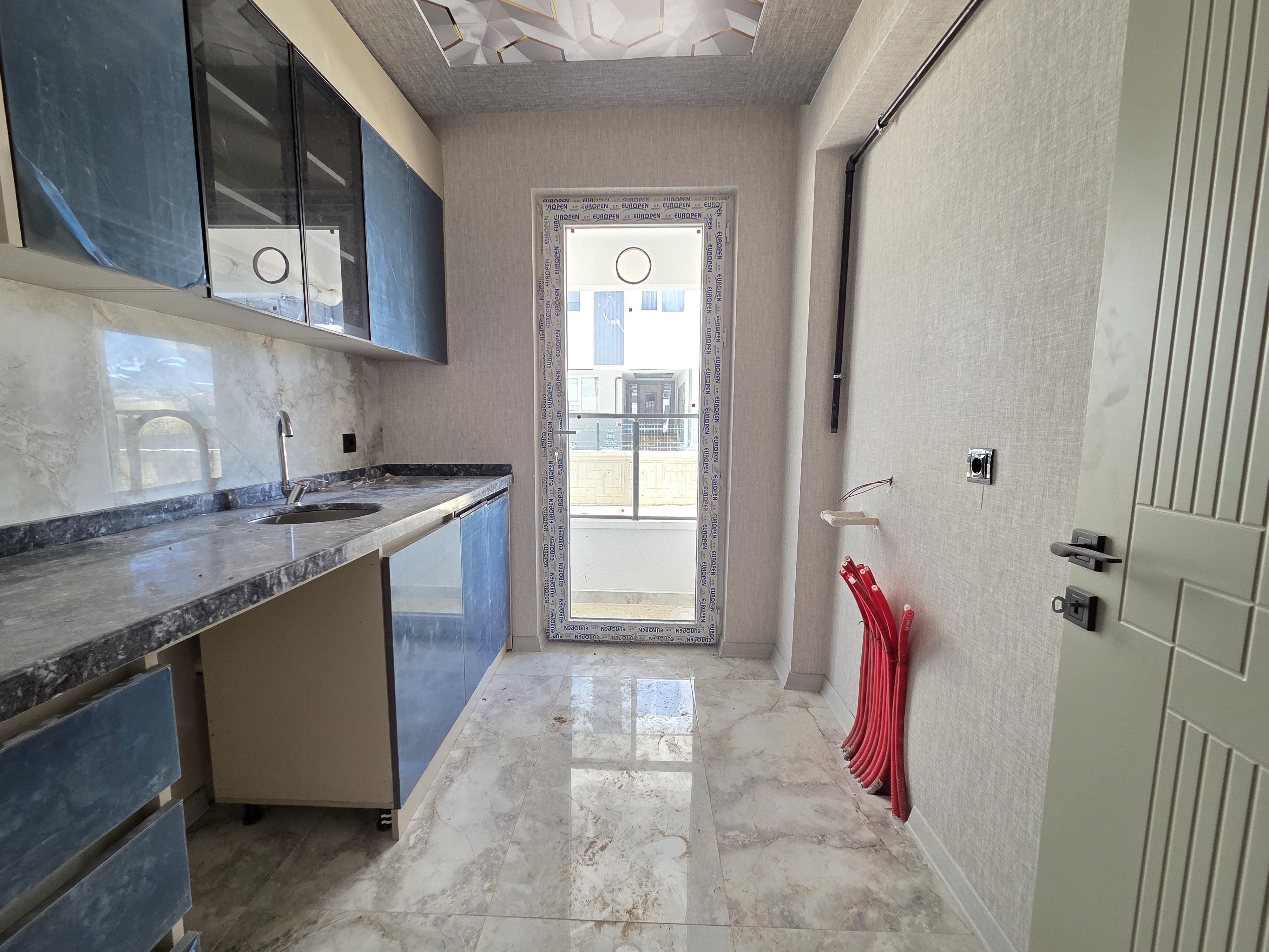 YENİKENT 29 EKİM'DE 2+1 LÜX YÜKSEK KİRA GETİRİ POTANSİYELLİ FIRSAT DAİRE
