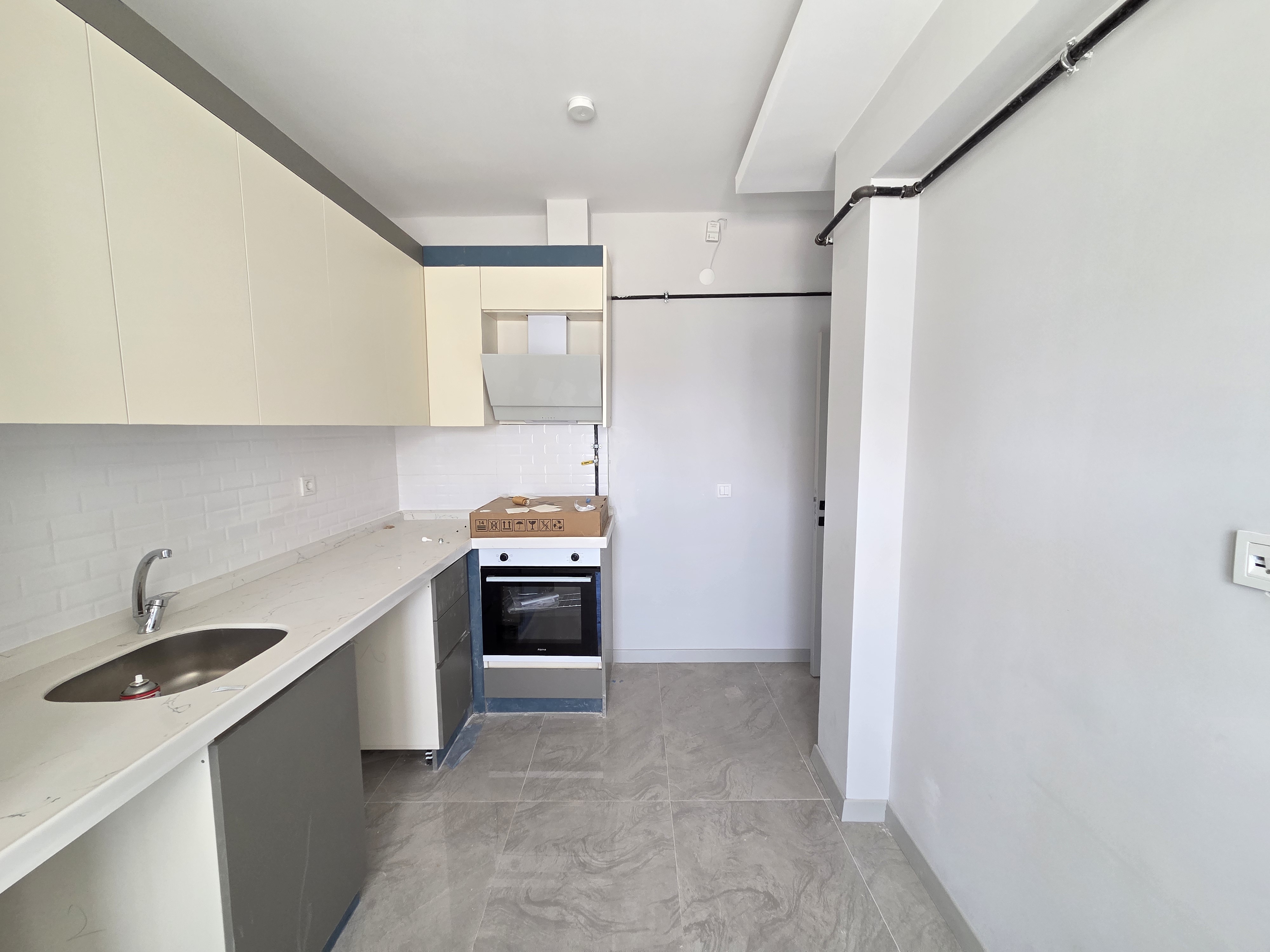 YENİKENT MENDERES'TE 2+1 LÜX SIFIR YATIRIMA VE OTURUMA UYGUN DAİRE