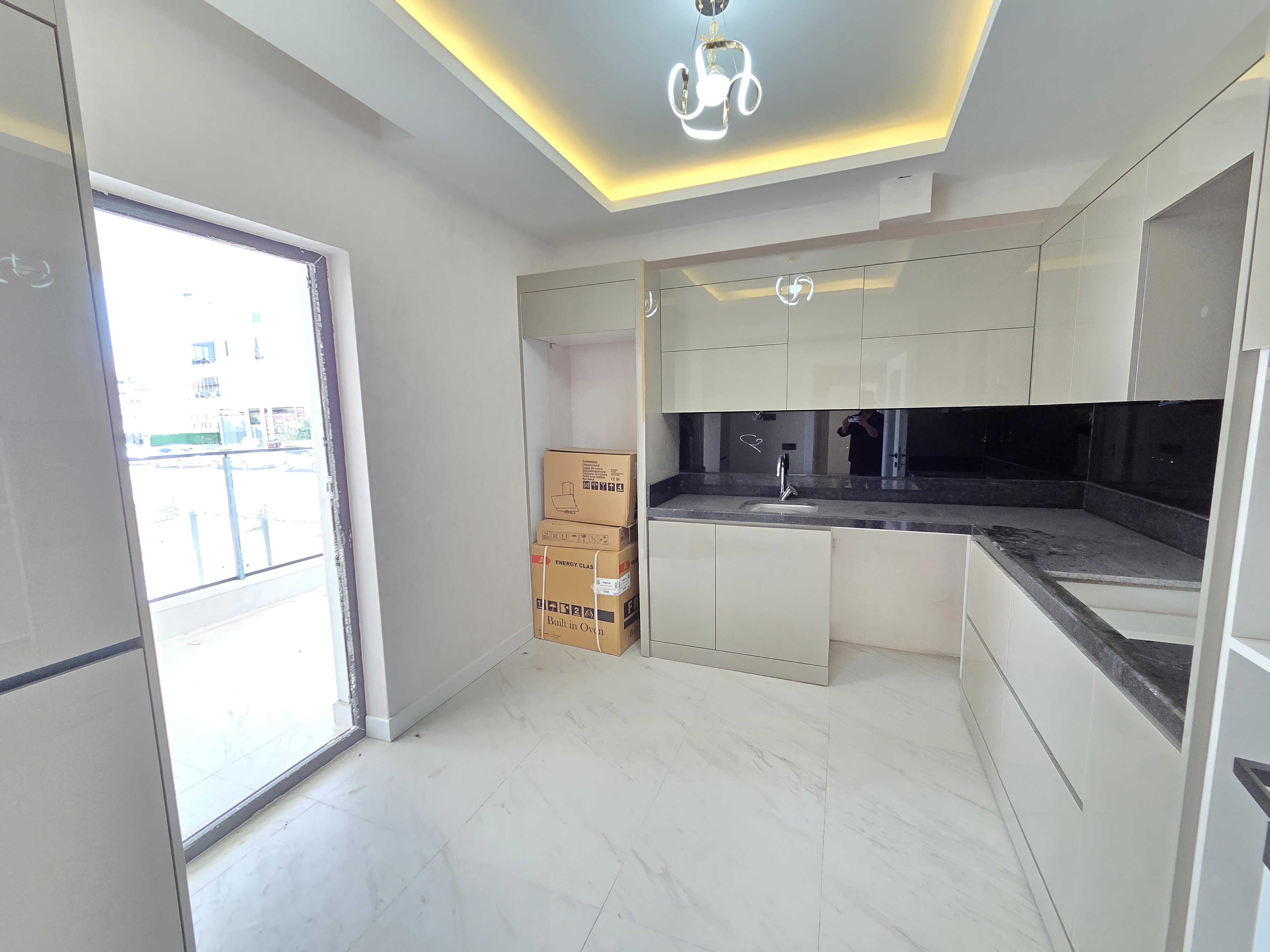 YENİKENT MUSTAFA KEMAL'İN EN MERKEZİ YERİNDE 2+1 SIFIR GENİŞ FIRSAT DAİRE