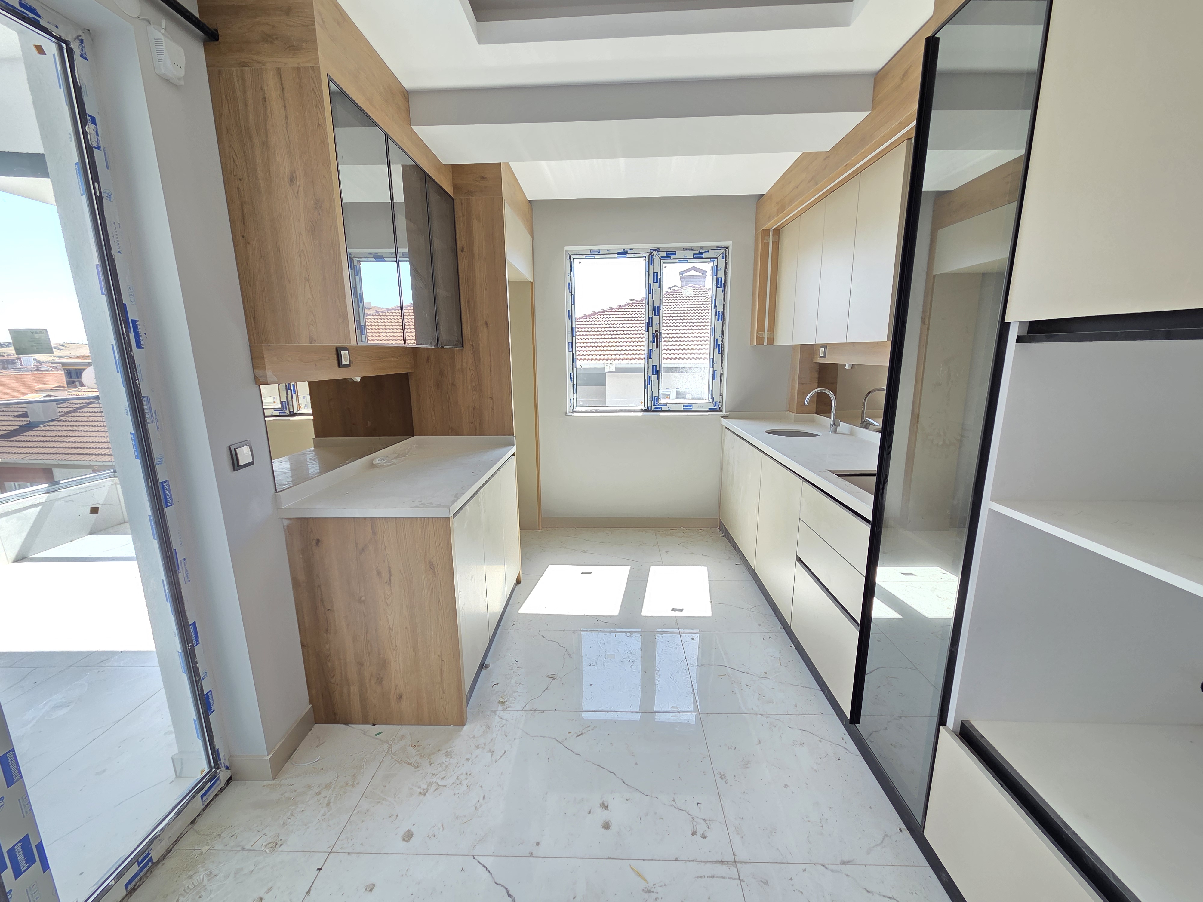 YENİKENT MENDERES'TE 3+1 ULTRA LÜX 3.000.000 TL KREDİ İMKANIYLA FIRSAT DAİRE