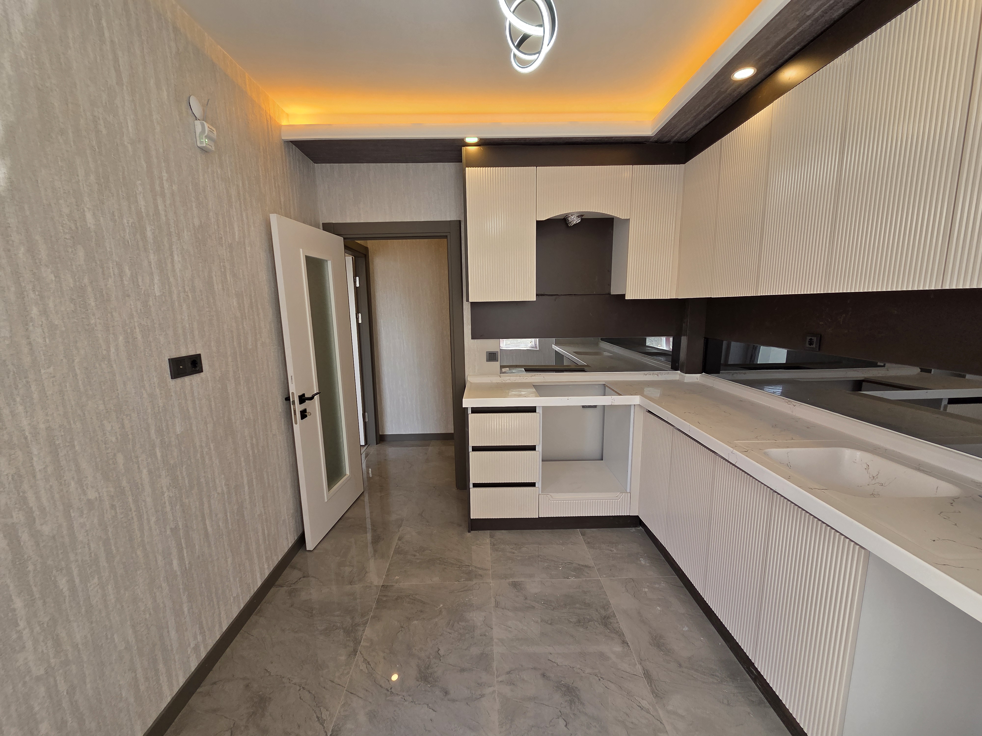 YENİKENT FEVZİ ÇAKMAK'TA 3+1 YATIRIMA UYGUN SIFIR FIRSAT DAİRE