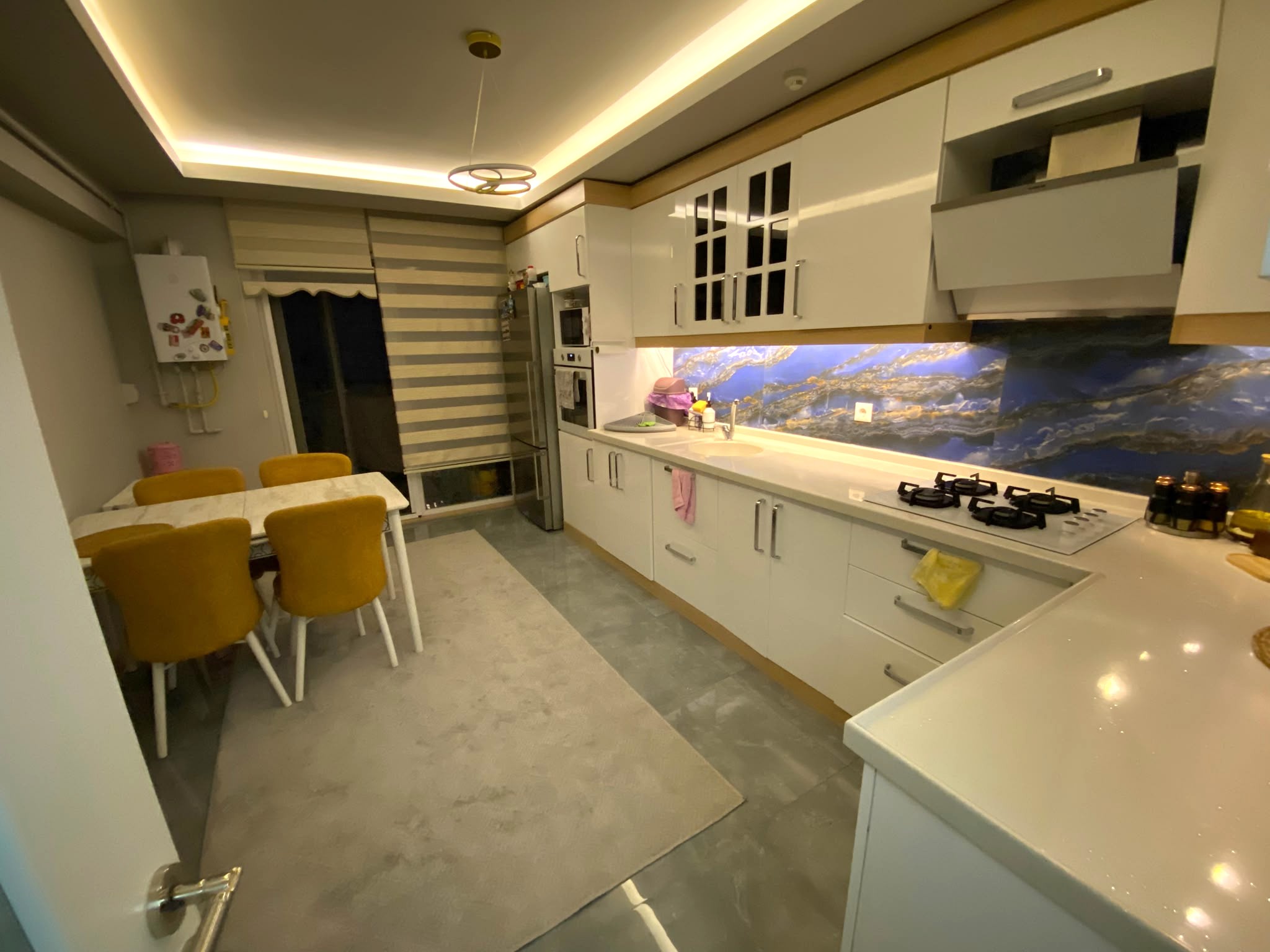 YENİKENT  MENDERESTE 3+1 ULTRA LÜX GENİŞ SİTE İÇERİSİNDE DAİRE
